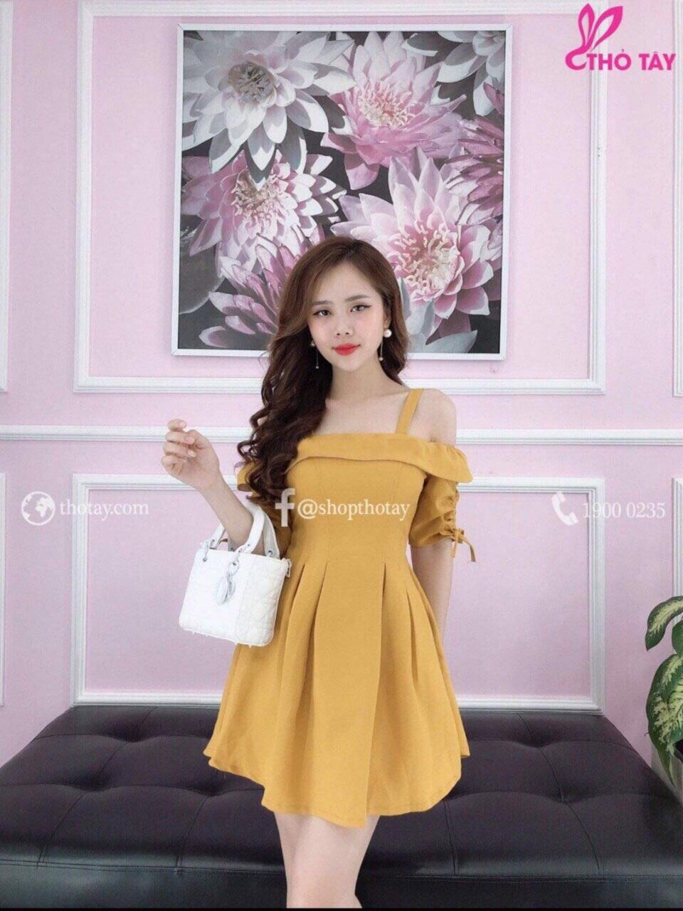 Đầm bẹt vai, tay dây rút