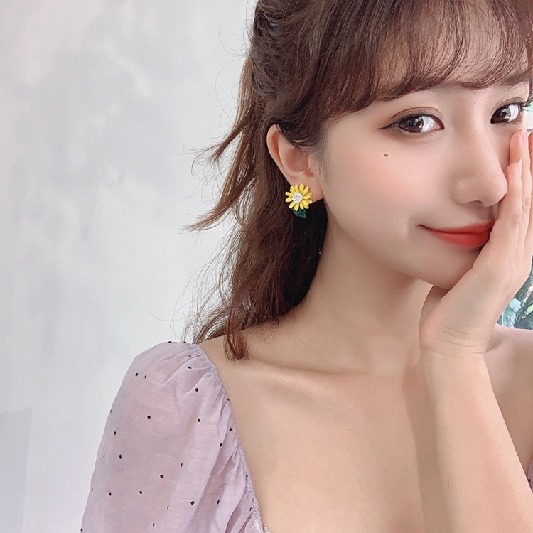 [HCM]Bông tai thời trang hình hoa cúc mẫu mới HT277