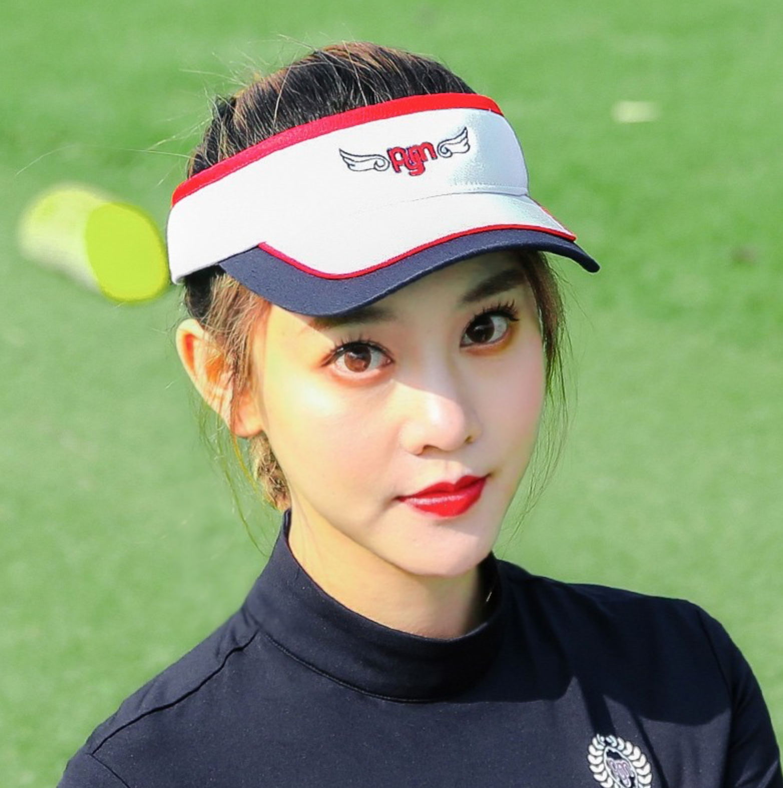 Mũ golf nữ.