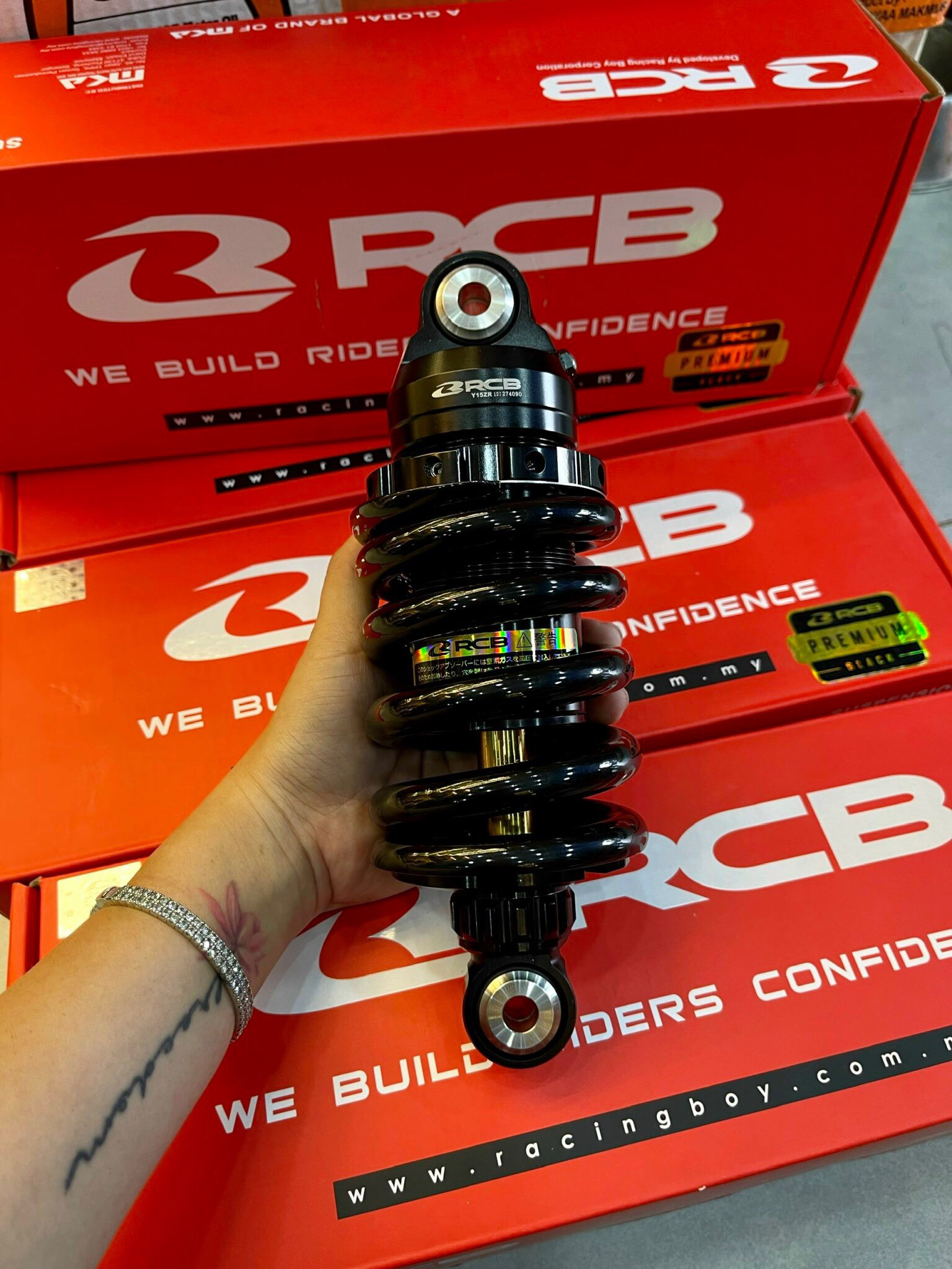 Phuộc RCB Exciter Mẫu S2 Đen Ty Vàng