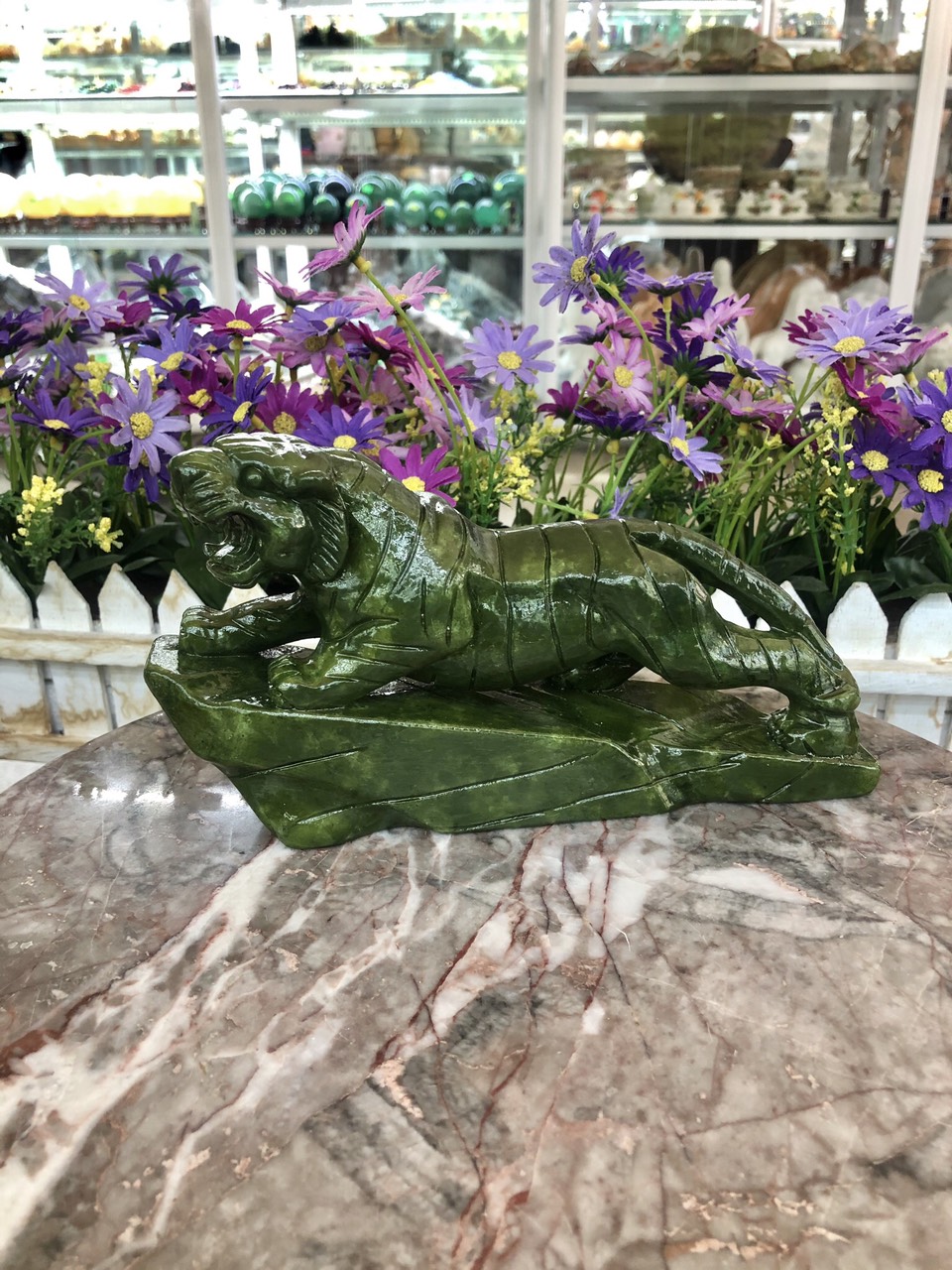 Tượng con Cọp, Hổ giáp phong thủy đá ngọc Ấn Độ - Dài 20 cm