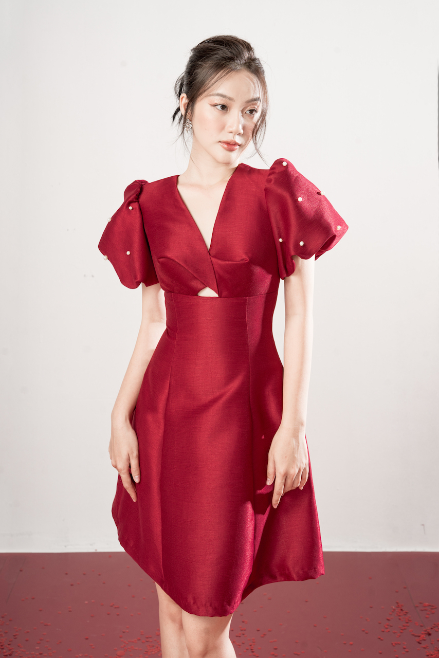 Rập - Đầm Đỏ Cổ V Tay Phồng Đính Hạt - ROSIE 05