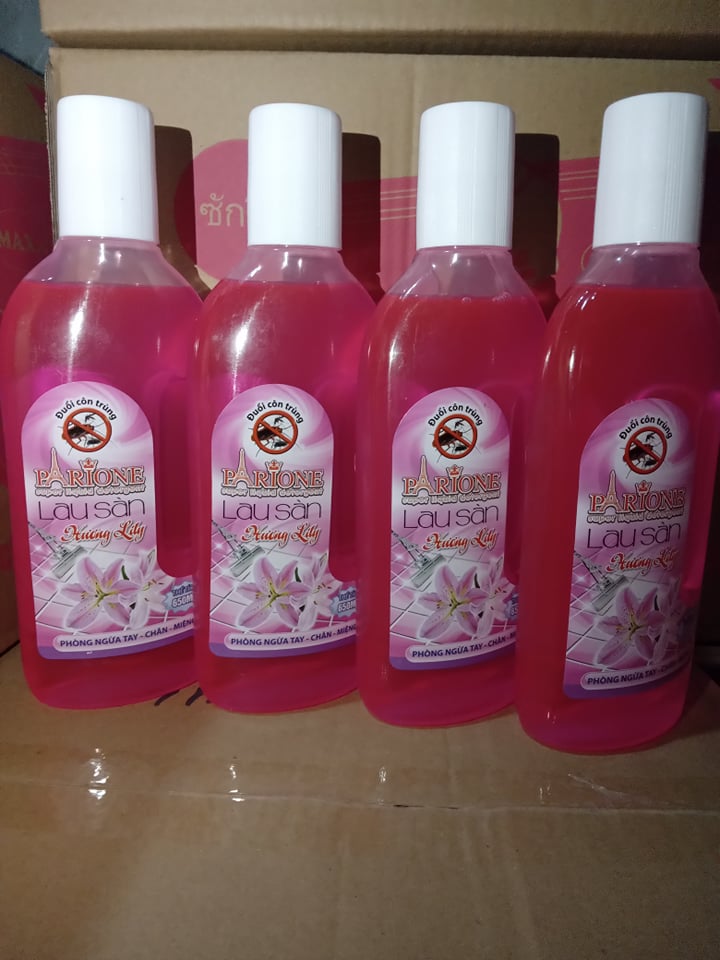 Nước tẩy rửa bồn cầu thai plus 900ml