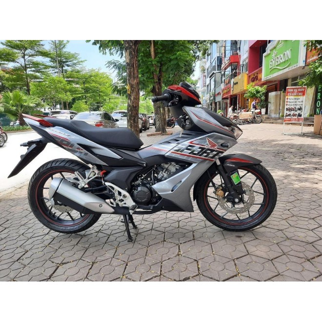 Ốp trước yếm ốp pha winner x v2 honda