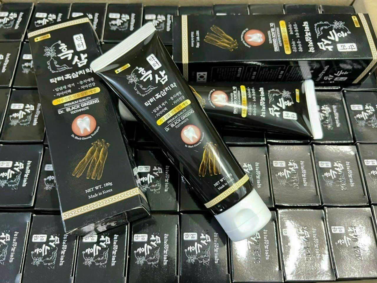 Kem Đánh Răng Hắc Sâm Hàn Quốc 180g