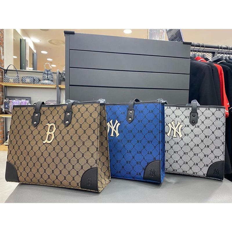 Túi kẹp nách MLB siêu hot size 39cm MR