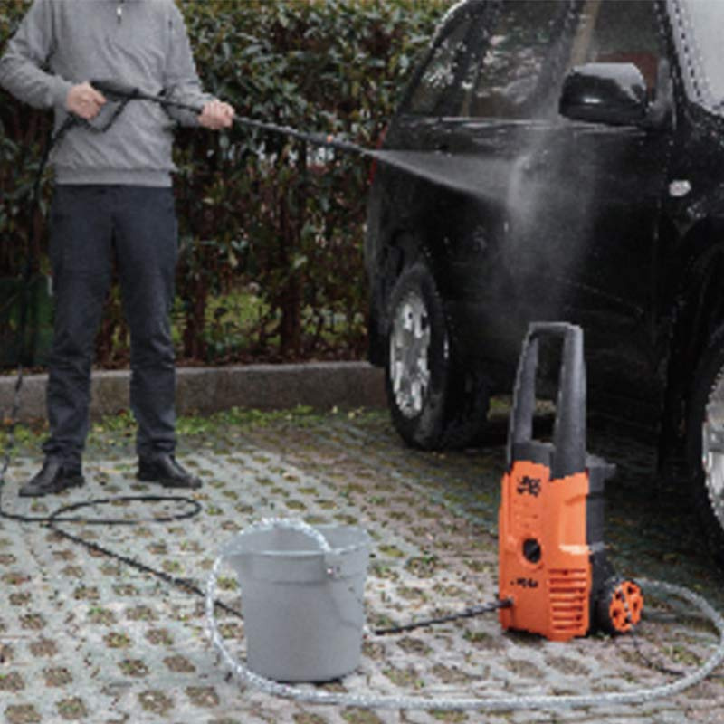 Máy phun xịt nước 1.700W B&D BW17-B1