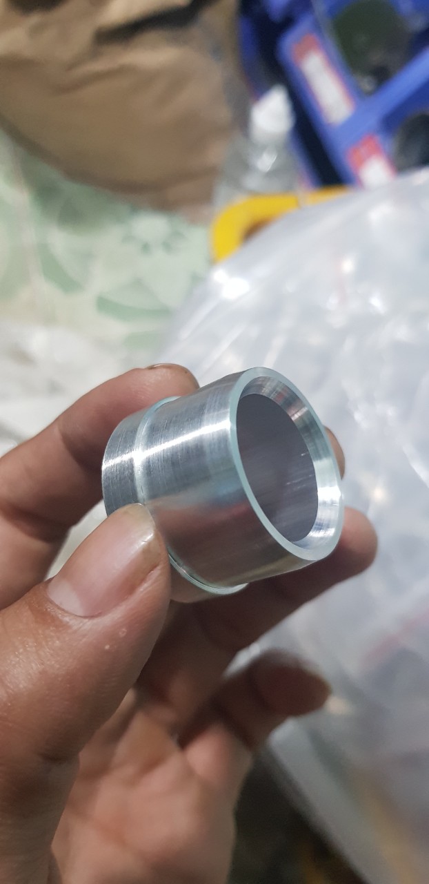Tiêu tiện gắn pô CBR REDLEO