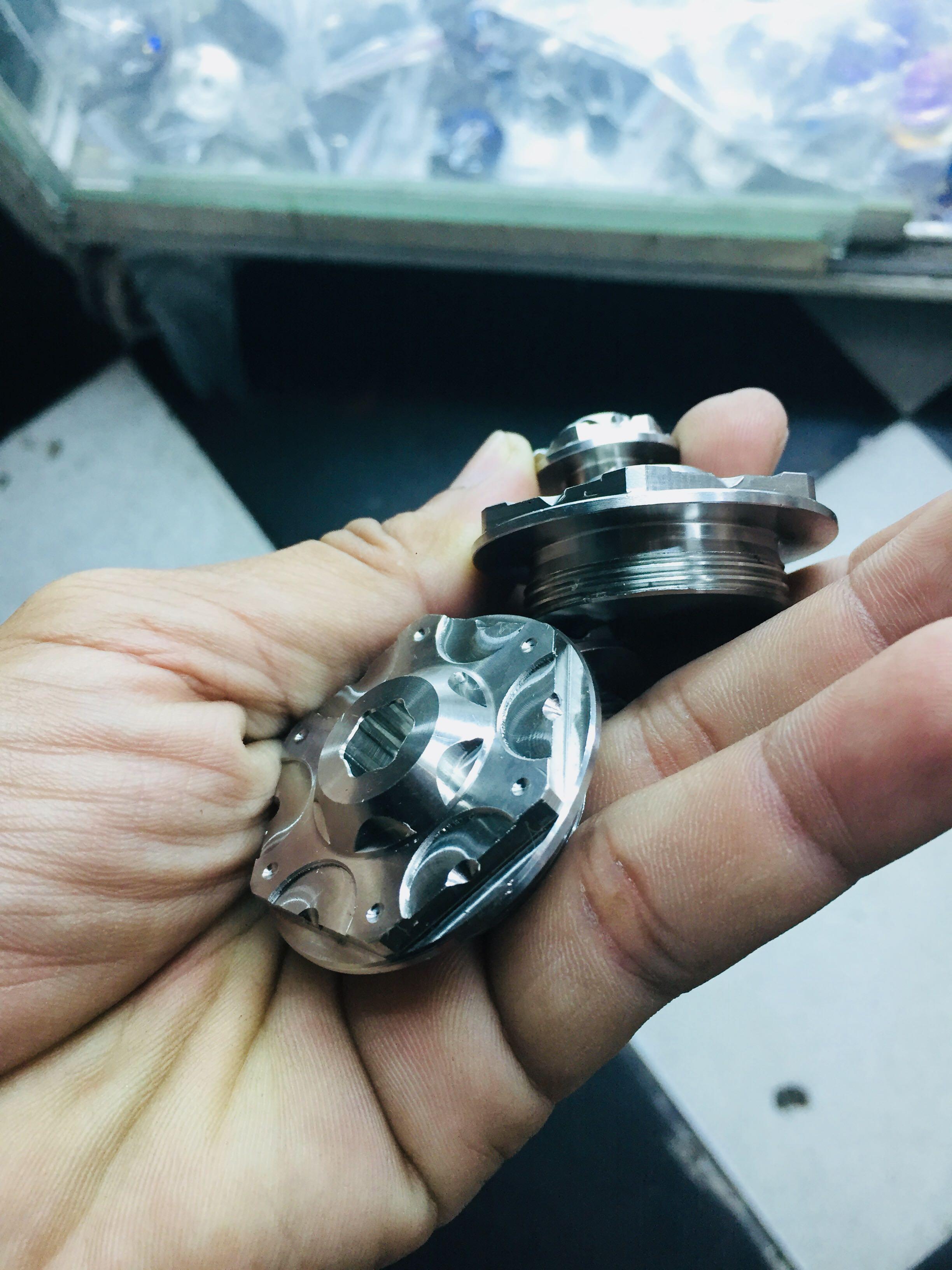 [HCM]Ốc mâm lửa salaya trắng inox gắn xe wave