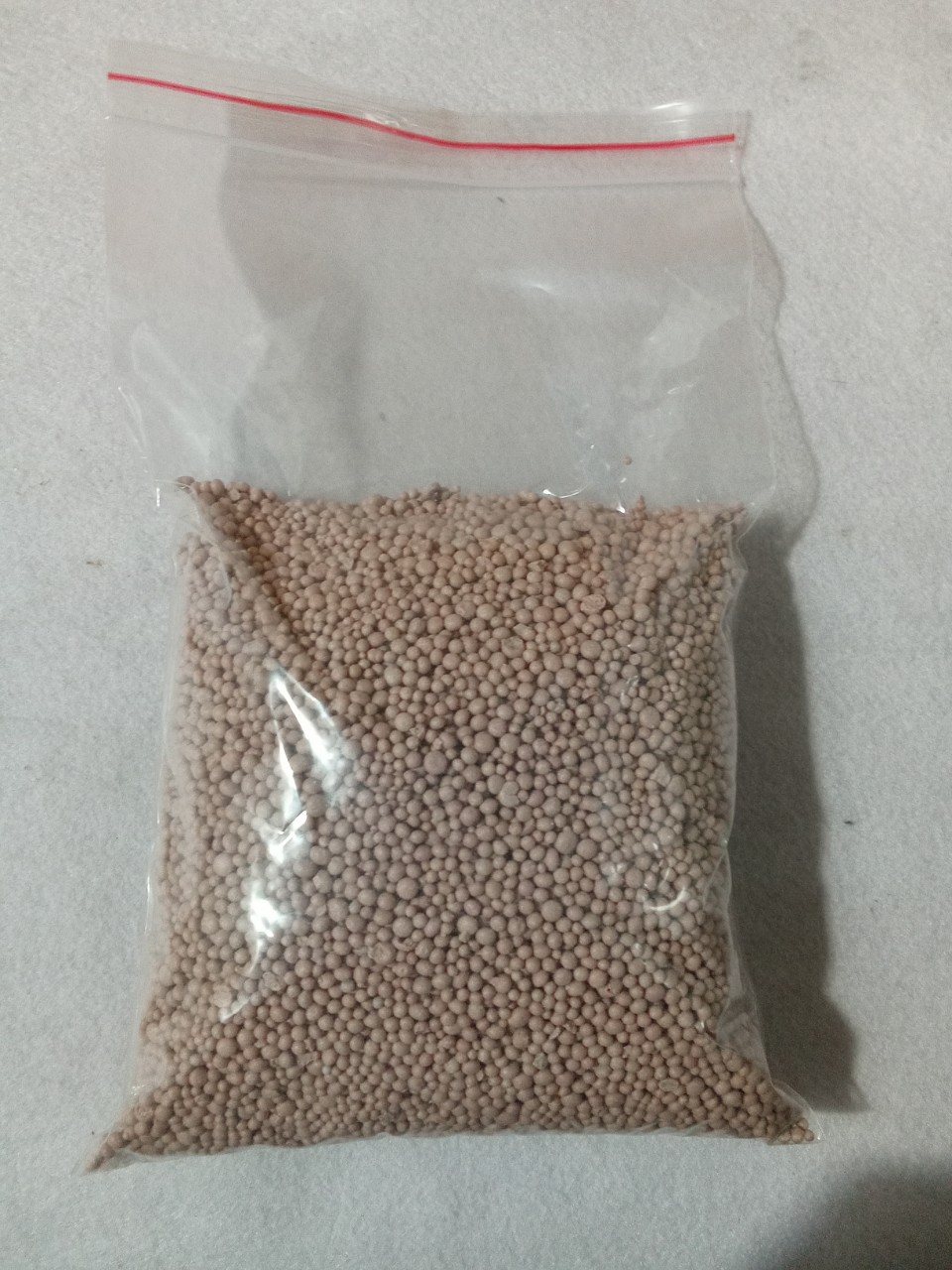 Phân bón NPK 16-16-16 NHẬP KHẨU TỪ NGA ( giá bán 1 kg , theo nhu cầu người  mua)