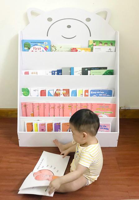 (Khắc tên bé free) Kệ giá sách hình gấu đựng đồ đa năng (size to)