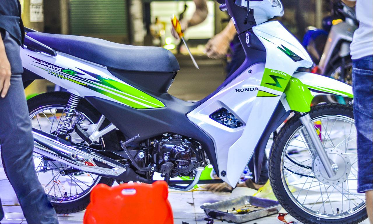 Tem trùm xe máy wave xanh lá đẹp tinh tế - Độ tem xe máy wave thiết kế theo yêu cầu - Chế tem trùm xe máy wave rẻ đẹp