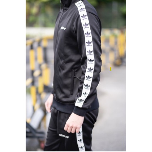 Set Đồ Bộ Thể Thao Thời Trang