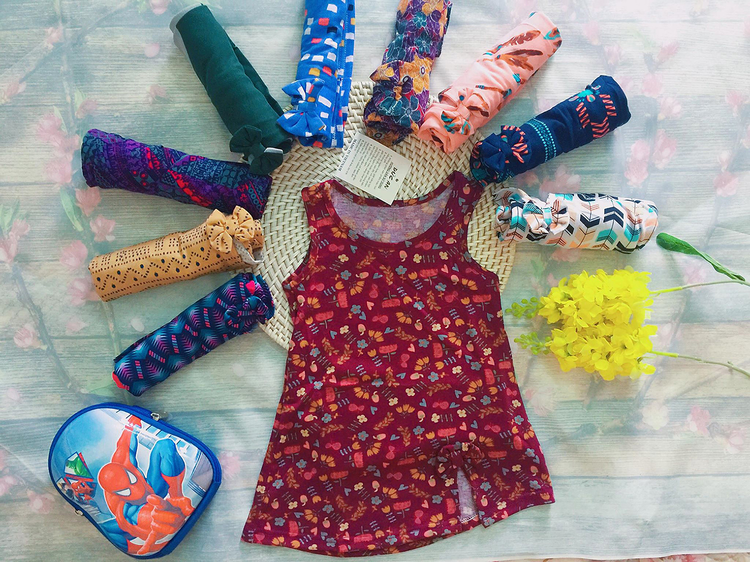 Combo 5 váy bé gái cotton xẻ chân 2-5 tuổi( Mầu sắc bất kỳ)
