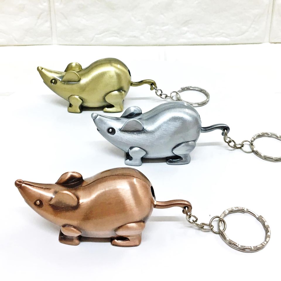 Bật lửa móc khoá hình con chuột -