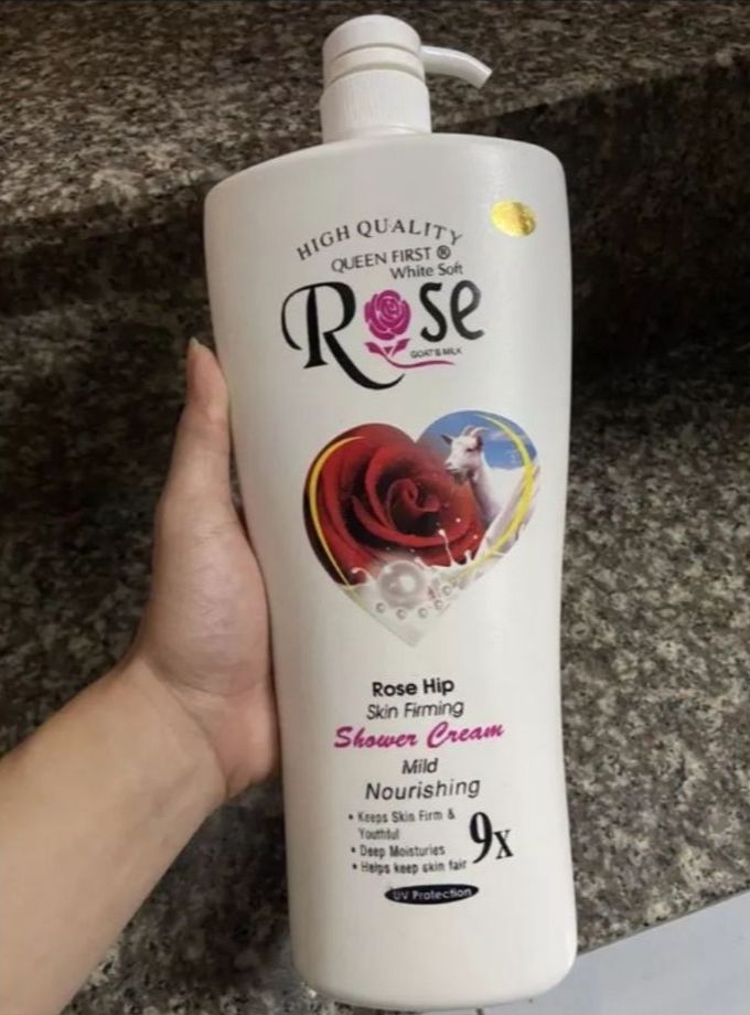 chai 1200ml sữa tắm trắng da ROSE