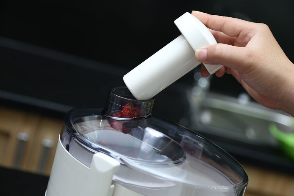 Máy ép trái cây Panasonic (Nhật Bản) MJ-68MWRA (Mới 100%, bảo hành chính hãng 12 tháng)