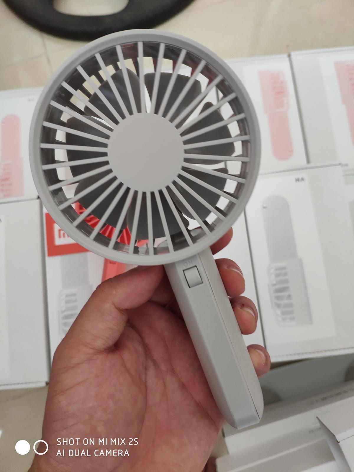 Quạt cầm tay mini 3 cấp độ Xiaomi VH