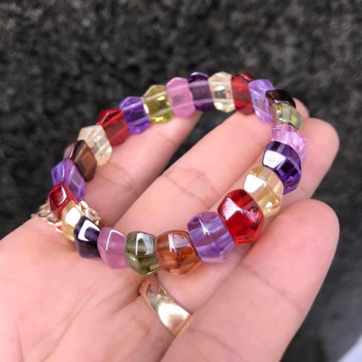 Vòng tay đá topaz ngũ sắc cắt giác -hàng vip