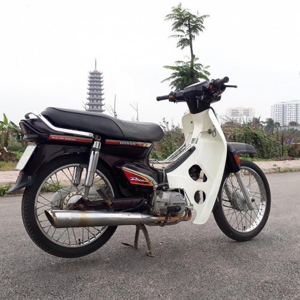Baga giữa cho xe Dream 8ly