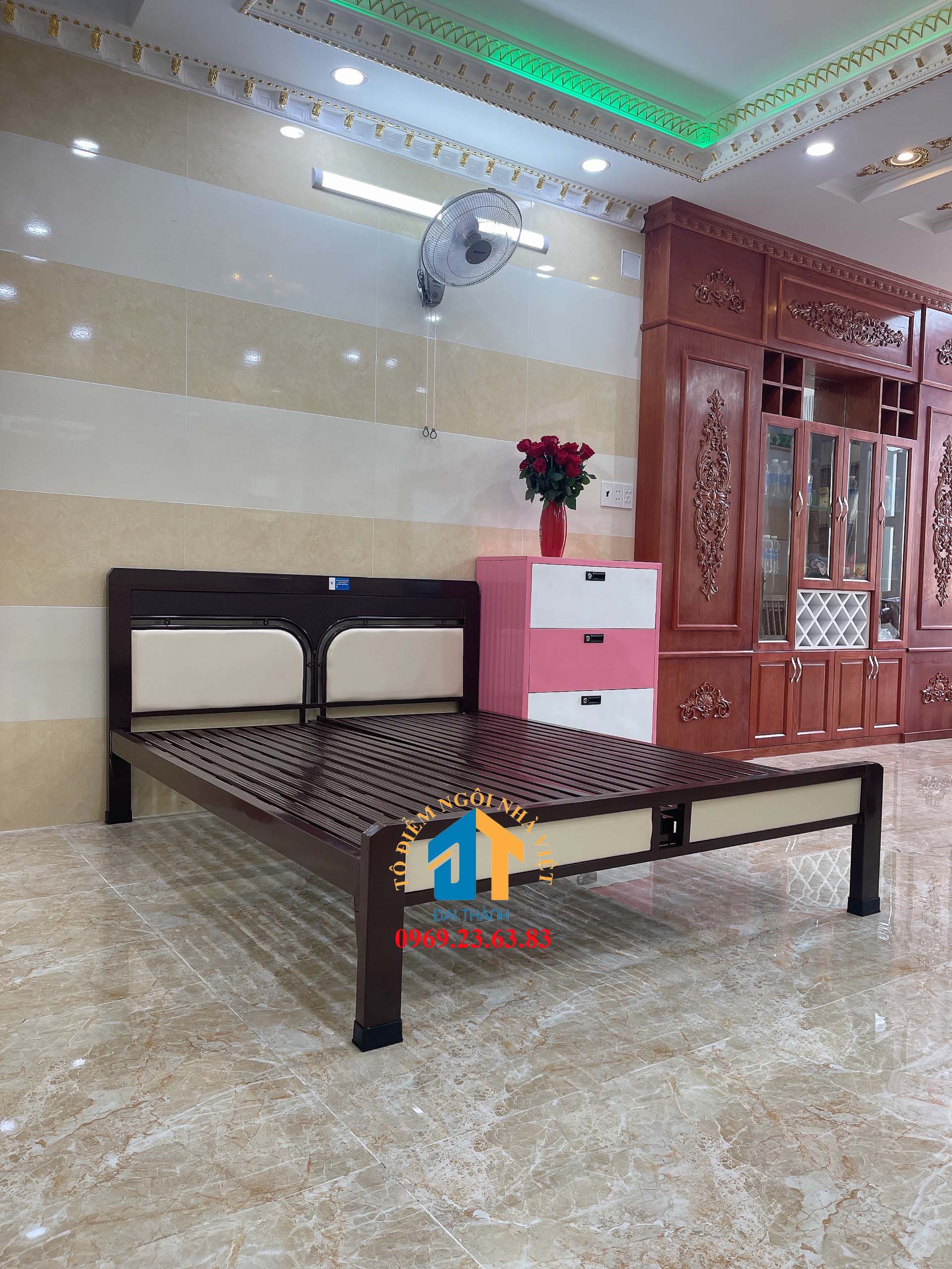 Giường  sắt kiểu gỗ 160×200 – DT22