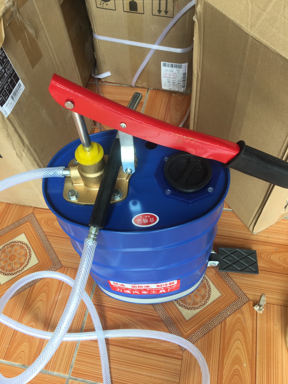 Bình bơm dầu cầu ,dầu hộp số,bình 10l