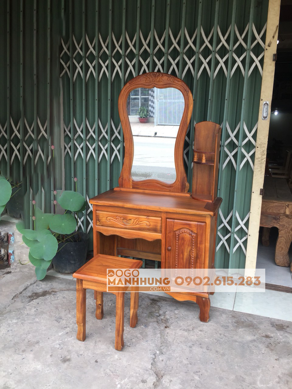 Bàn trang điểm gỗ tràm 100% gỗ tự nhiên hàng đẹp