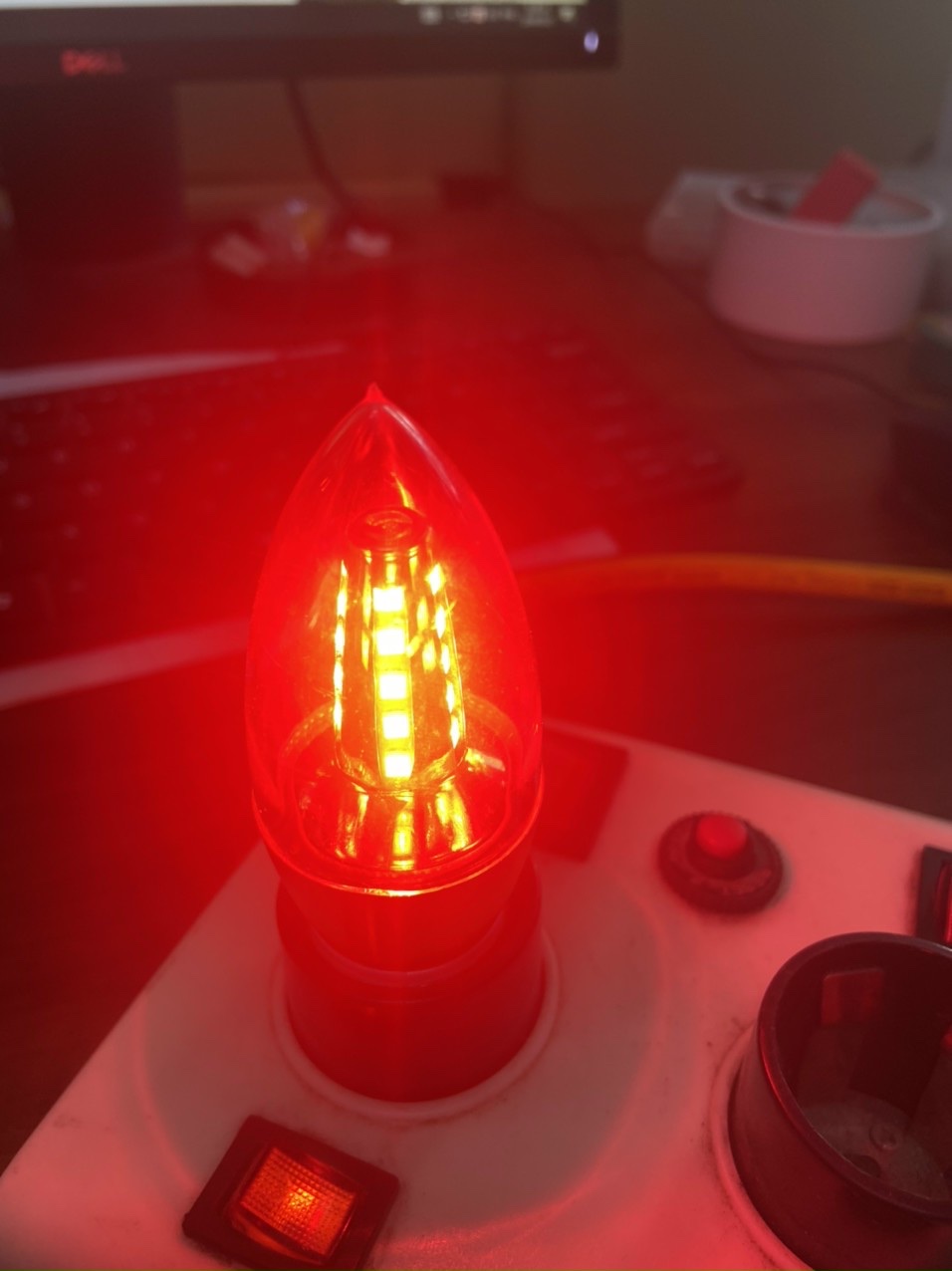 Bóng led Edison  râu 4w ánh sáng vàng, đỏ đui E14, E27