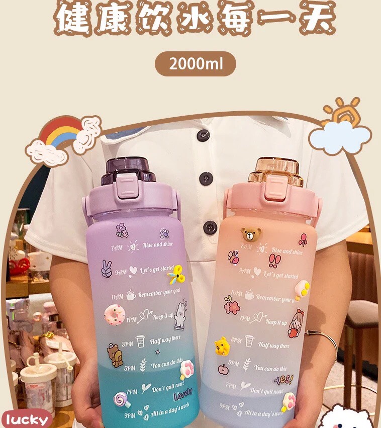 Bình Đựng Nước 2L Dễ Thương Có Vạch Báo Giờ Uống Nước