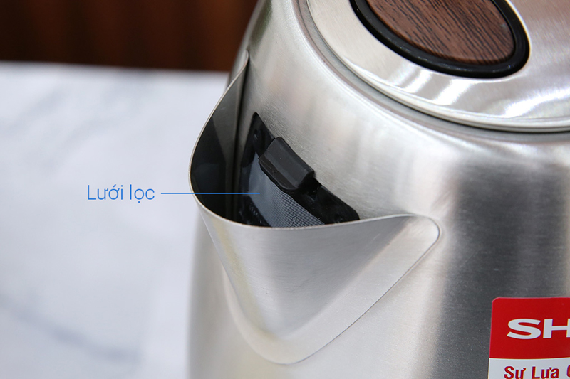 Bình đun siêu tốc 1.7 lít Sharp EKJ-17EVSD-WD - Hàng chính hãng