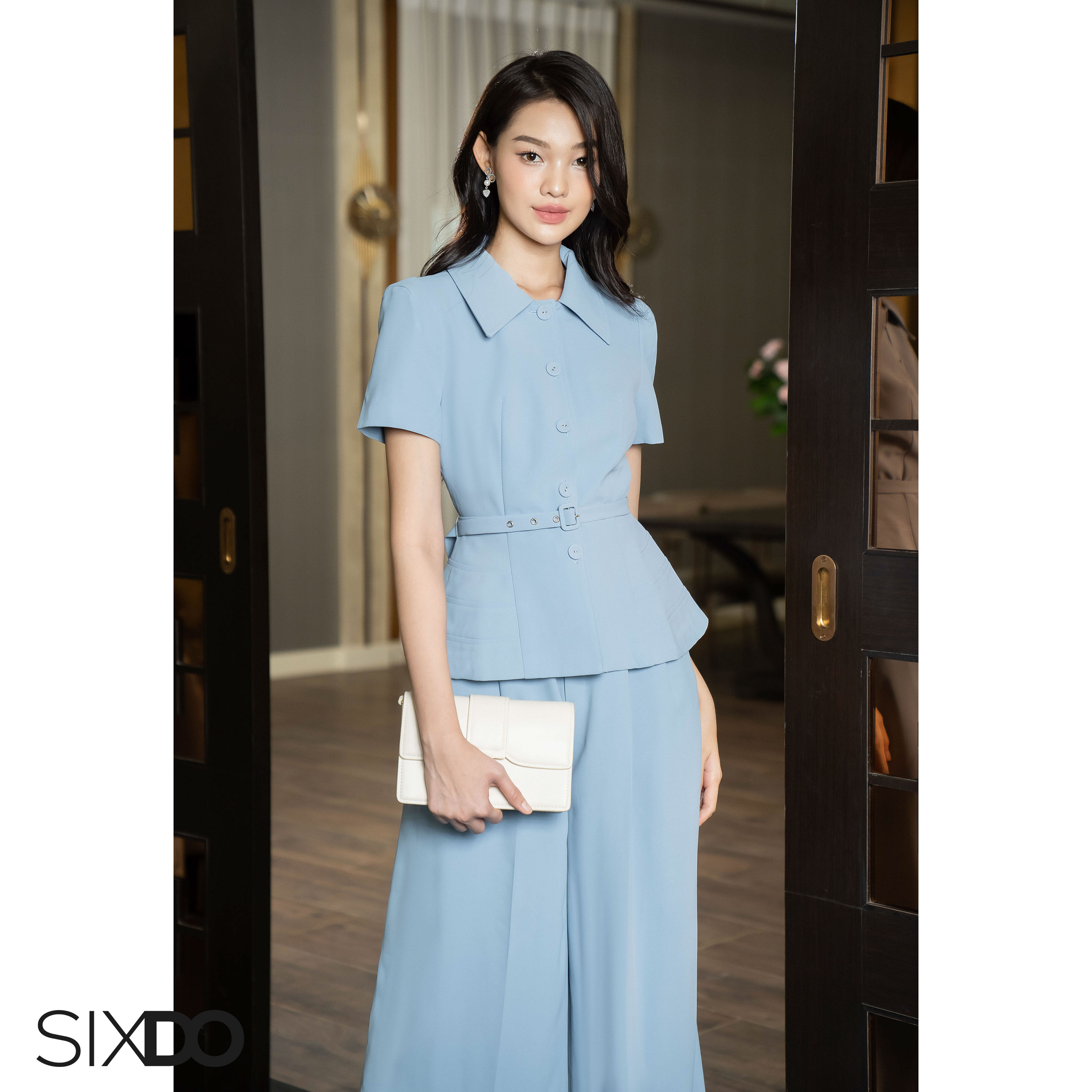 Áo nữ xanh phối đai SIXDO (Light Blue Woven Top)