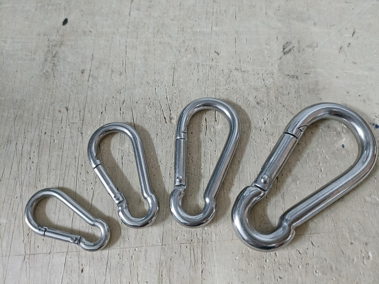 Móc xích bấm inox 304 [ Ø 4mm ] - Không rỉ, sáng bóng, sạch, hàng mới zin nét - #vattuducduyen