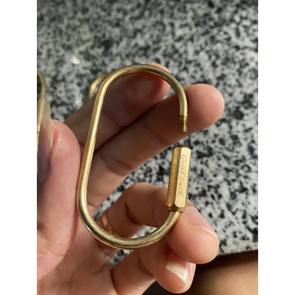Móc khoá xe máy chất liệu đồng thau khắc số