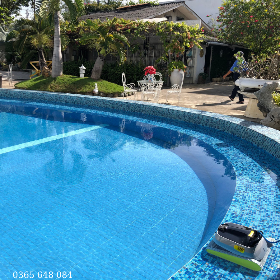 Robot vệ sinh hồ bơi Dolphin X40 Plus