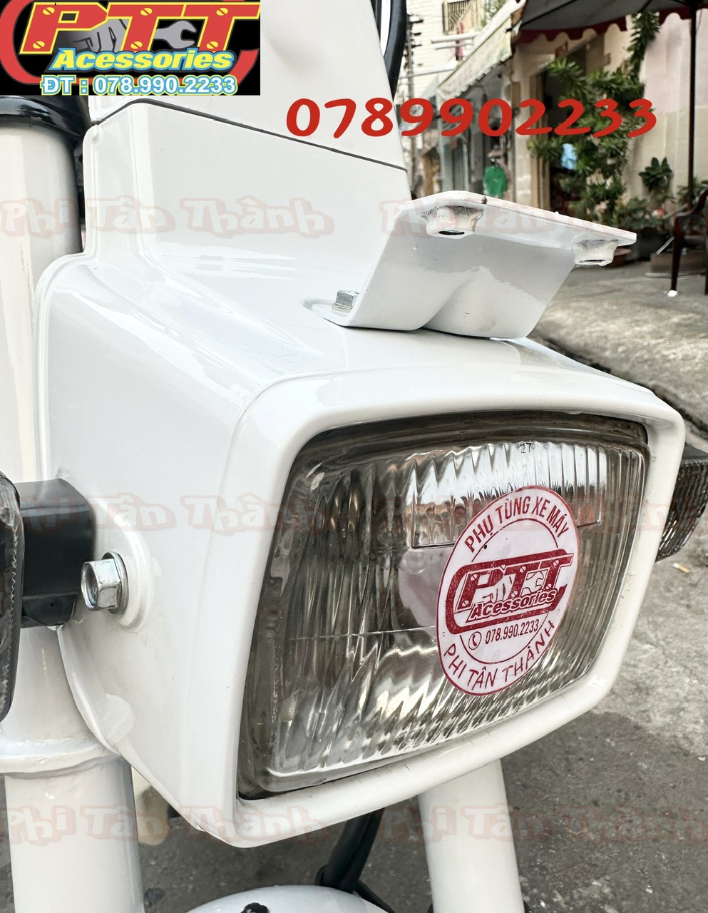ỐP PHA ĐÈN TRƯỚC XE CHALY 84 - VIỆT THÁI
