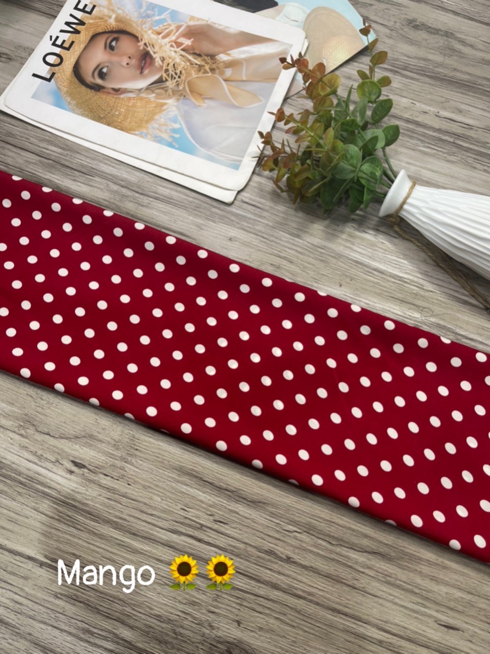 Vải Lụa Mango Họa Tiết Chấm Bi 1cm ( 2m khổ 1.5m )