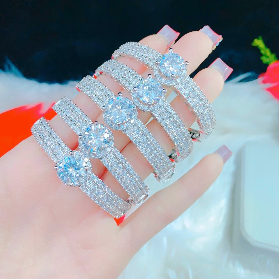 [HCM][HÀNG HOT] Vòng Tay Đính Đá Baguet Cao Bạch Kim - HV2603004 - Đeo Đi Tiệc - Bền màu đổi trả thoải mái - Không đen không dị ứng. Cam Kết Giống hình
