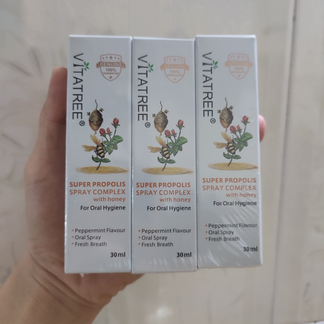 Xịt keo ong Vitatree Super Propolis Spray Complex with Honey 30ml Úc