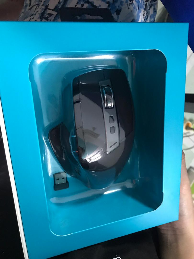Chuột Rapoo Multi-mode Wireless MT750S - Đa thiết bị, Bluetooth 3.0/4.0 và USB Wireless 2.4Ghz