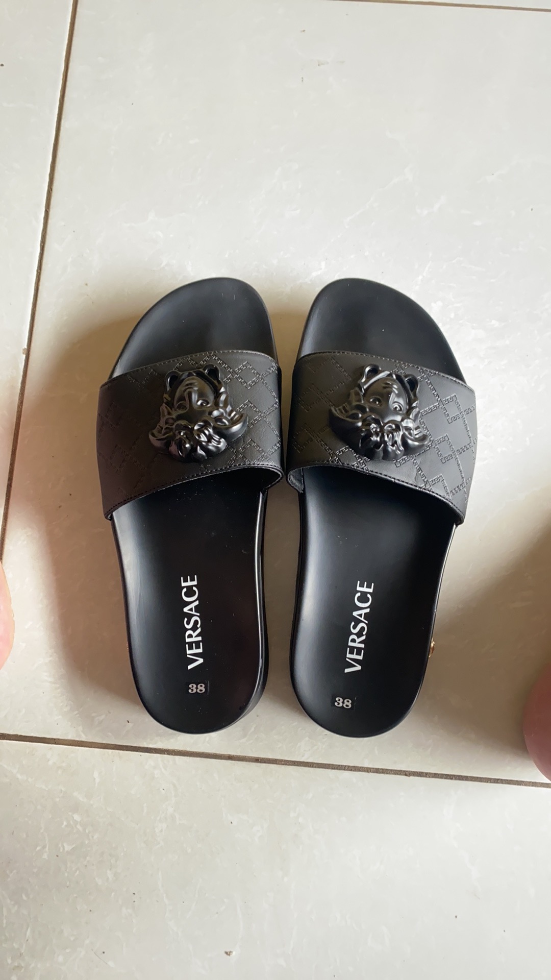 Dép lê nam versace chuẩn da thật in dập nổi