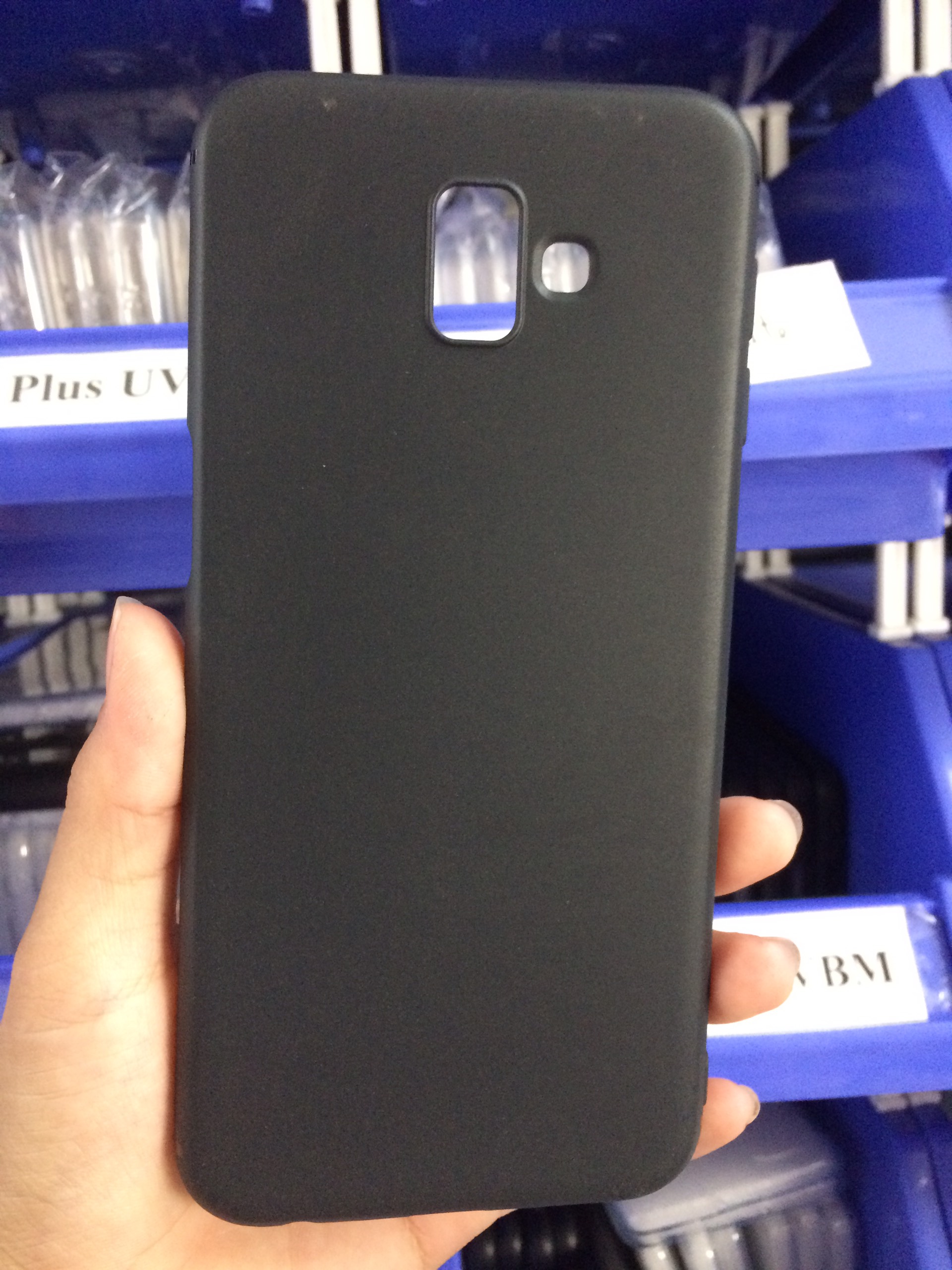 Ốp lưng samsung J6 plus dẻo đen