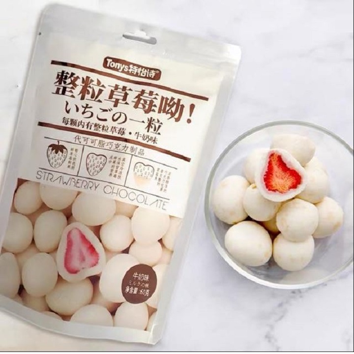 Socola bọc dâu tây sấy [Socola Sữa]