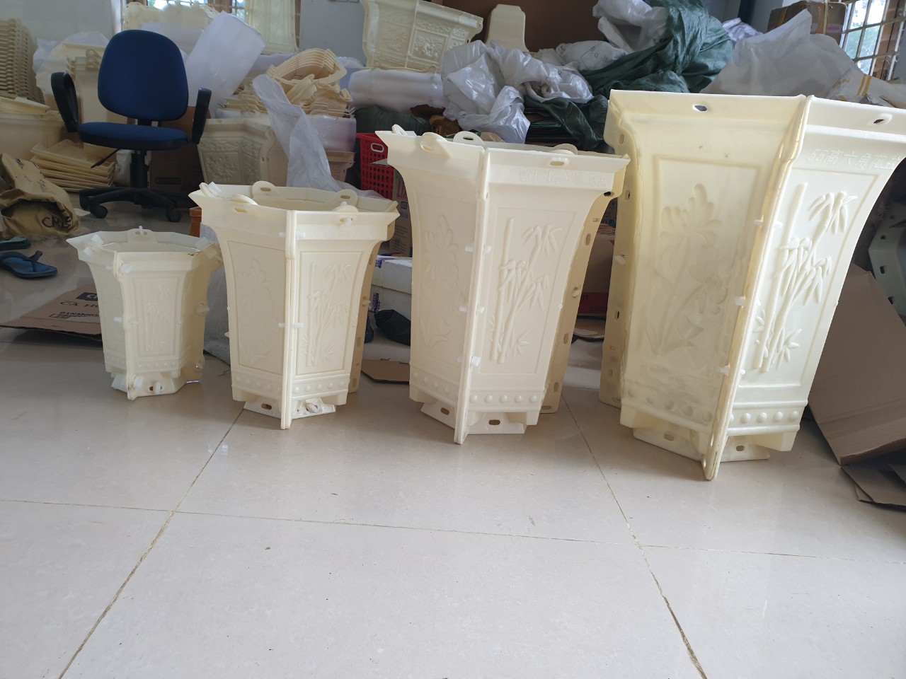 khuôn đúc chậu cảnh lục giác ống 22 (khuôn chậu ABS có lòng trong)