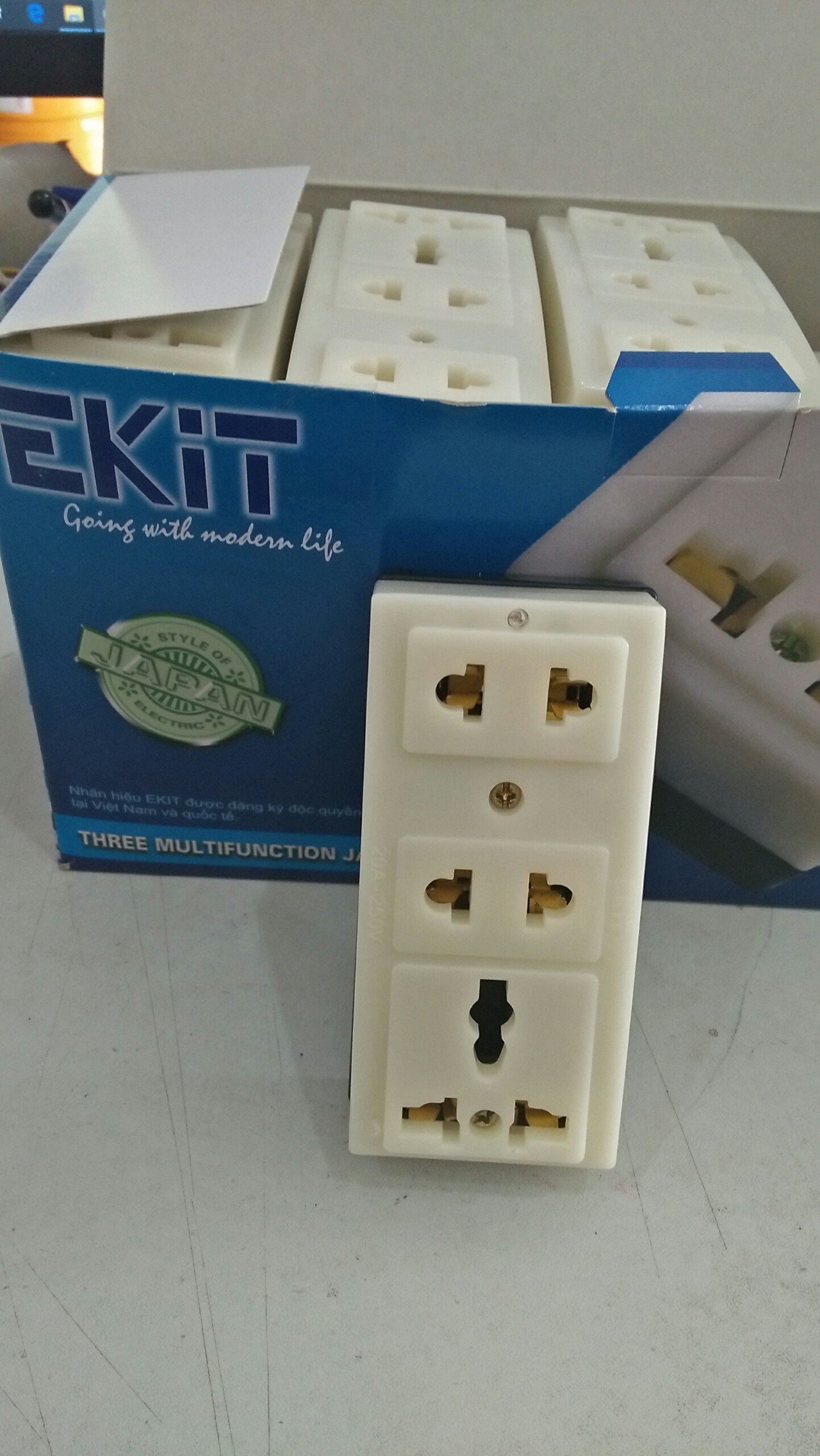 [FreeshipMAX] VTM  -  Ổ 3 LỖ CẮM ĐA NĂNG  EKIT - CHỐNG VỠ