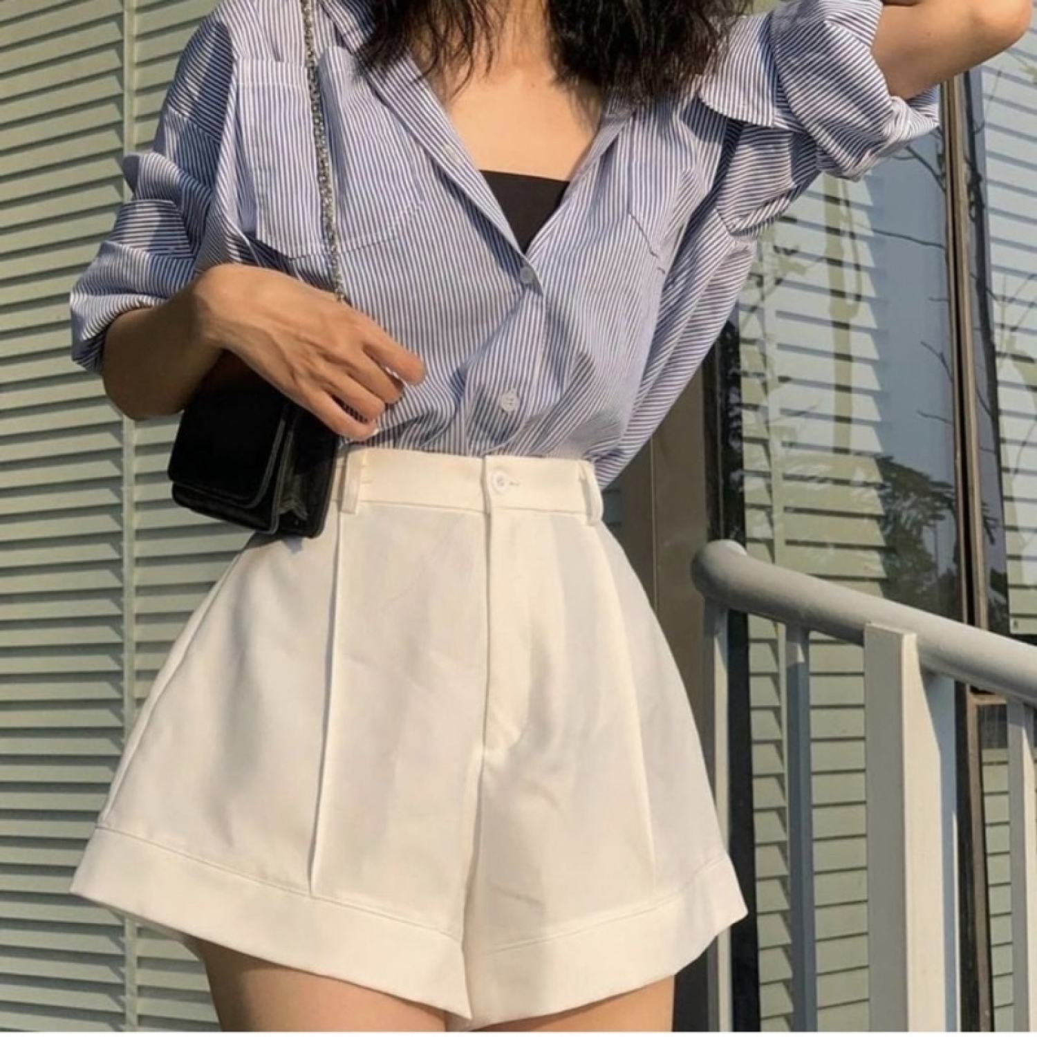 set áo sơ mi sọc kèm quần short có size (tặng kèm áo dây đen)