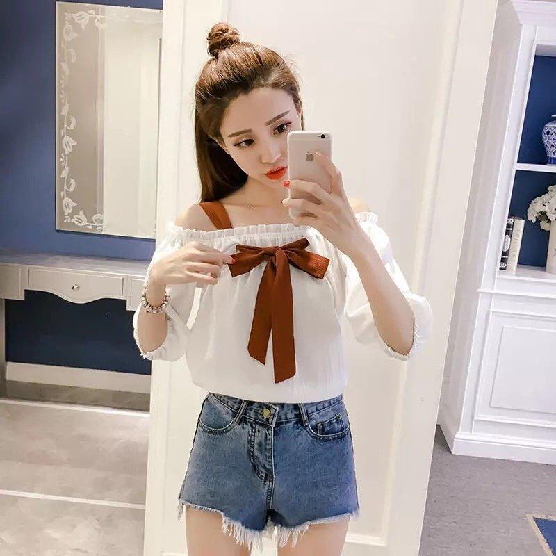 Áo Trễ Vai Thắt Nơ Bánh Bèo