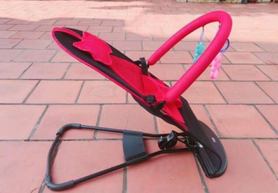 GHẾ RUNG NÔI NHÚN CHO BÉ LOẠI LƯỚI DÀY TẶNG KÈM ĐỒ CHƠI