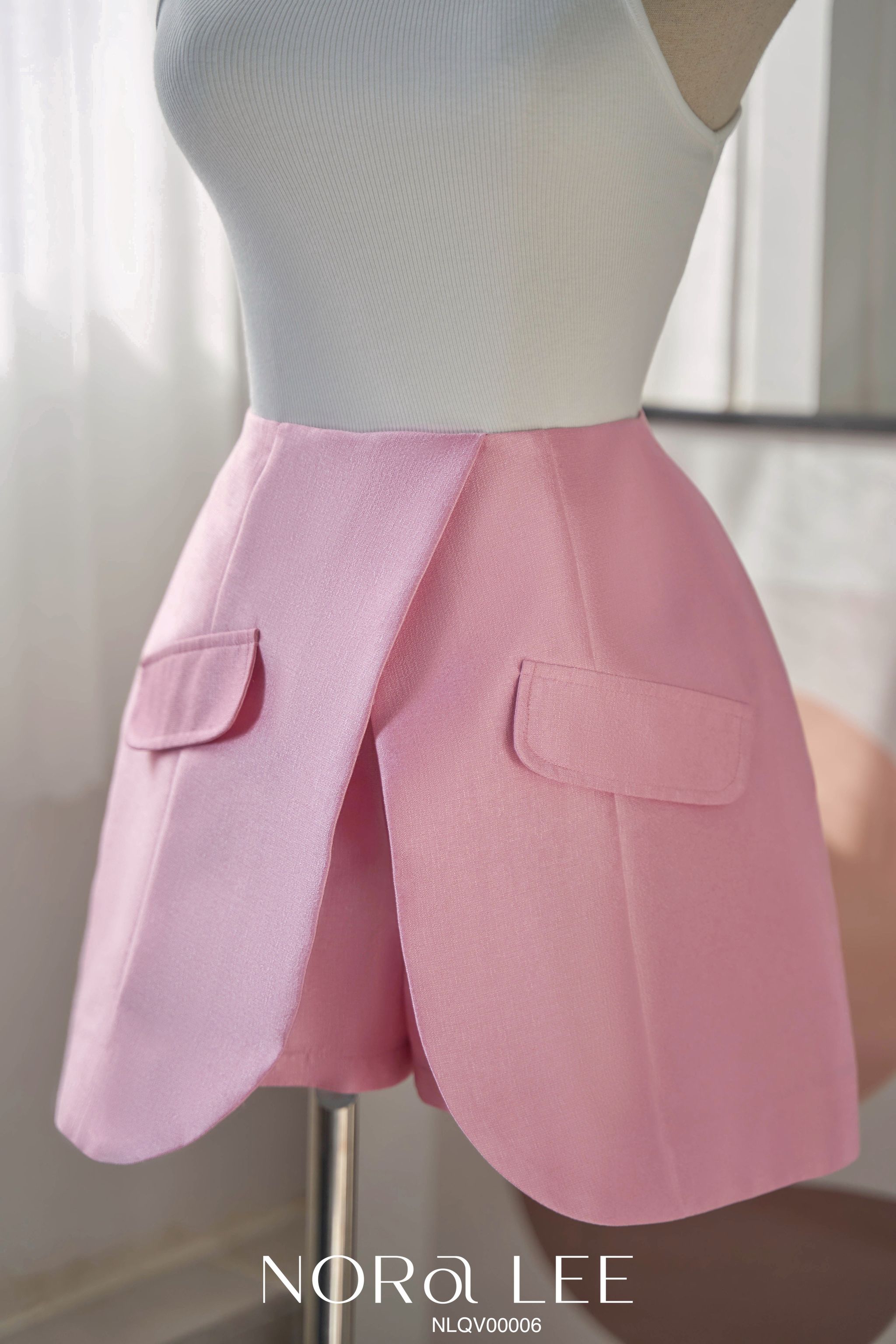 NORALEE - Quần váy xẻ tà Molly Skort -