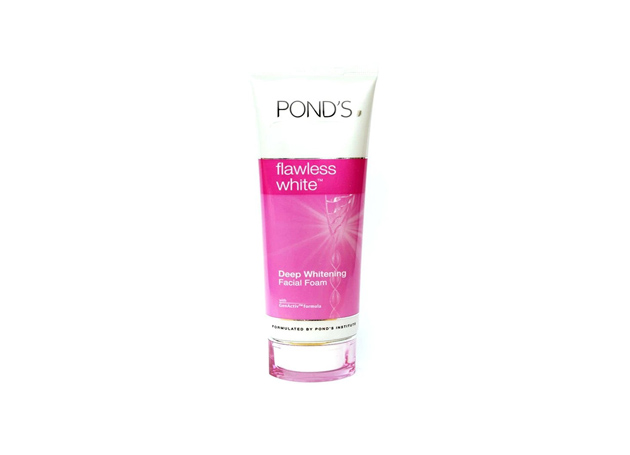 [HCM]SỮA RỬA MẶT DƯỠNG TRẮNG CAO CẤP PONDS FLAWLESS WHITE