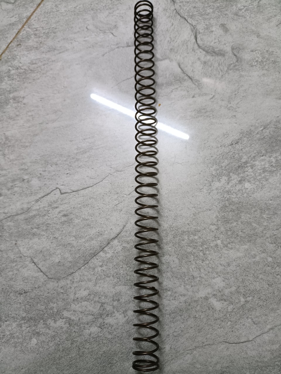 lò xo chất liệu sợi cacbon phi 15 dài 30cm sợi 1.2mm sử dụng cho FX